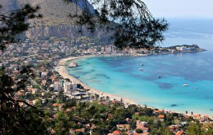 Offerrte traghetti Sicilia - Il golfo di Mondello