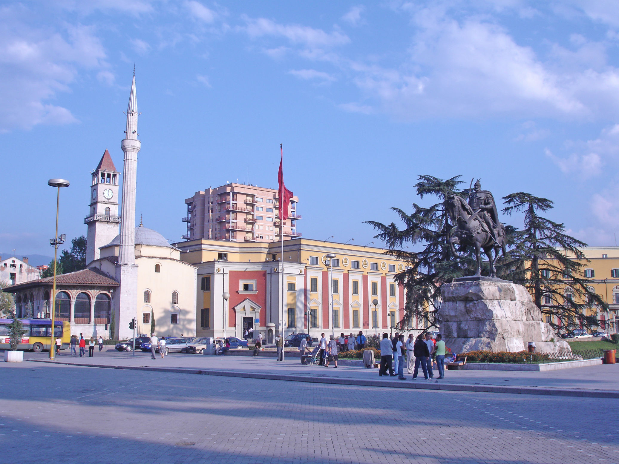 Tirana, cosa vedere in vacanza | Vie del Mare