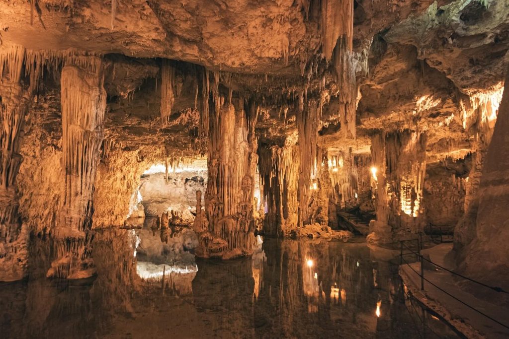 Cave della Grotta di Nettuno