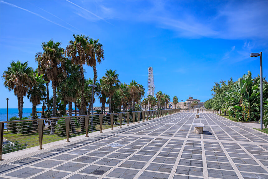 Veduta del lungomare di Civitavecchia